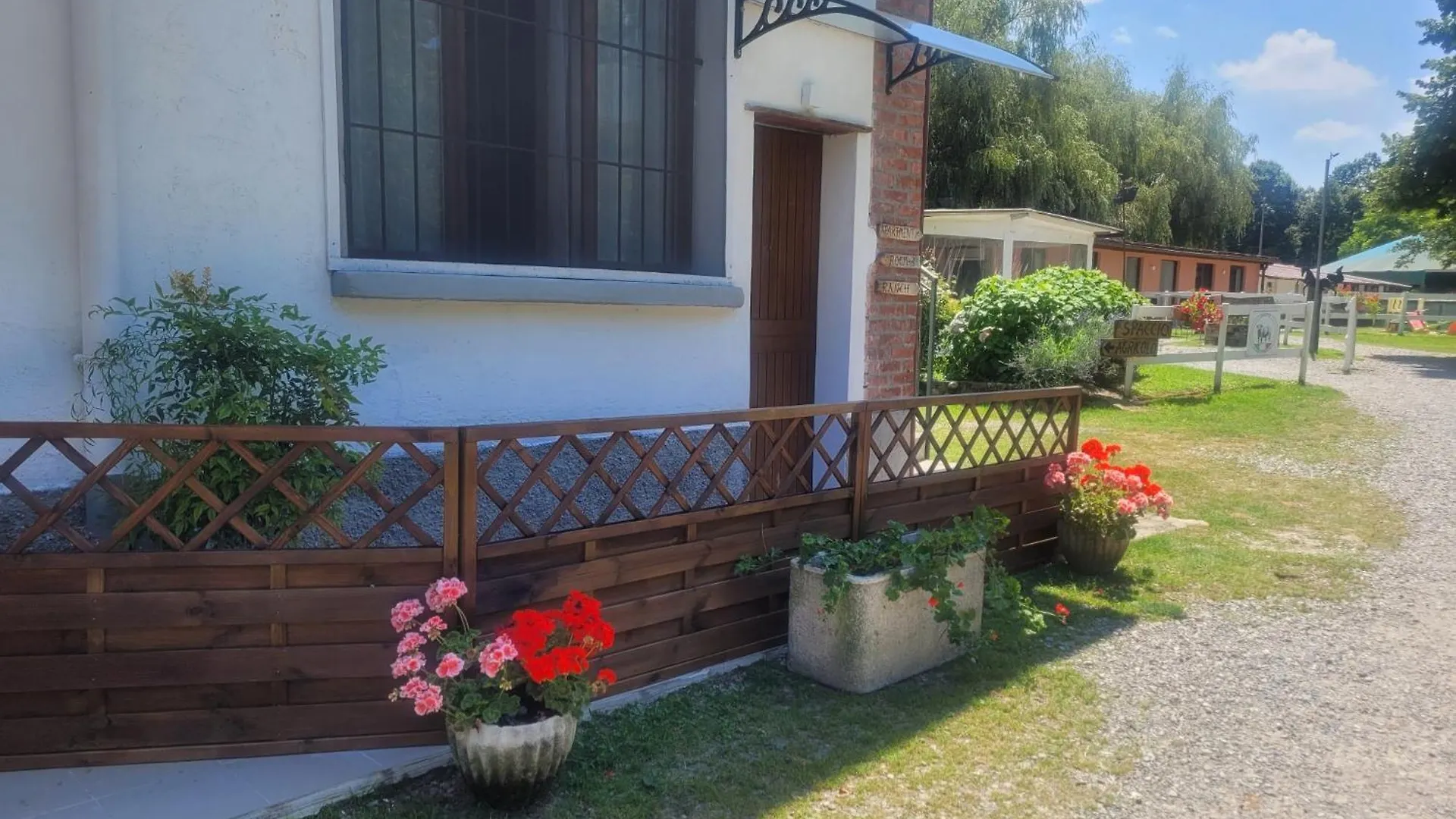 Agriturismo La Fornace Centro Ippico Como Italia