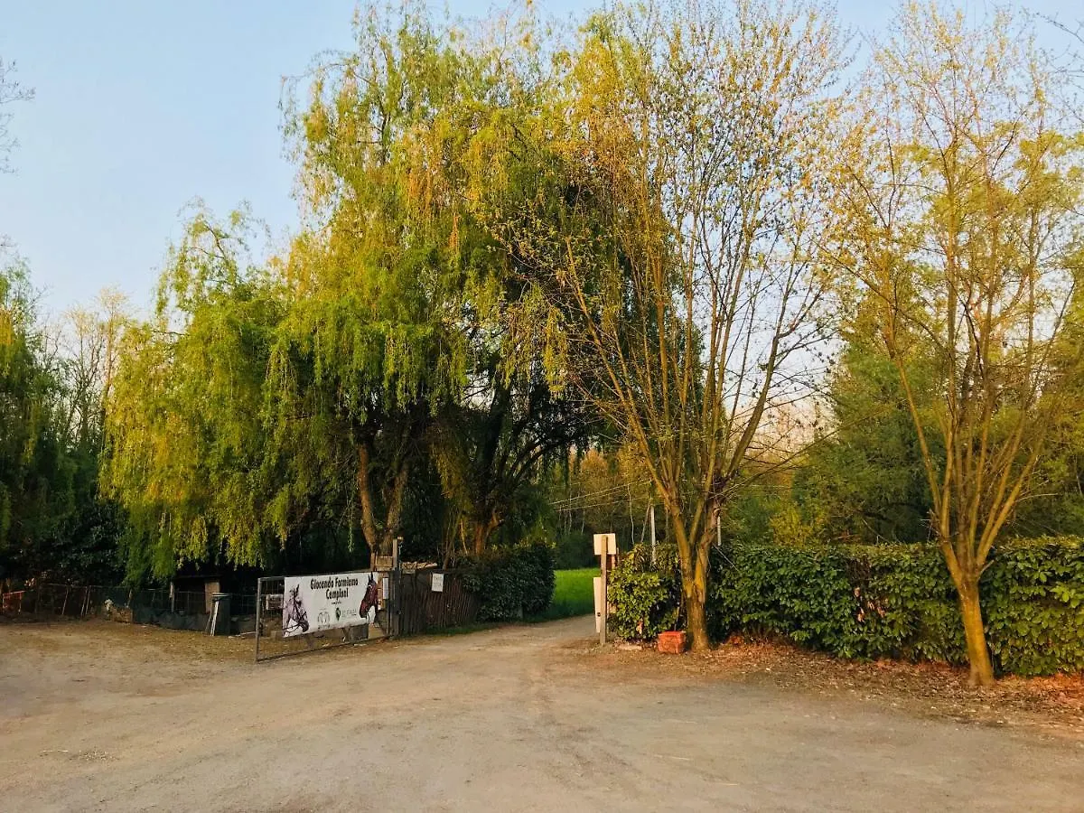 Agroturismo Agriturismo La Fornace Centro Ippico Como Italia