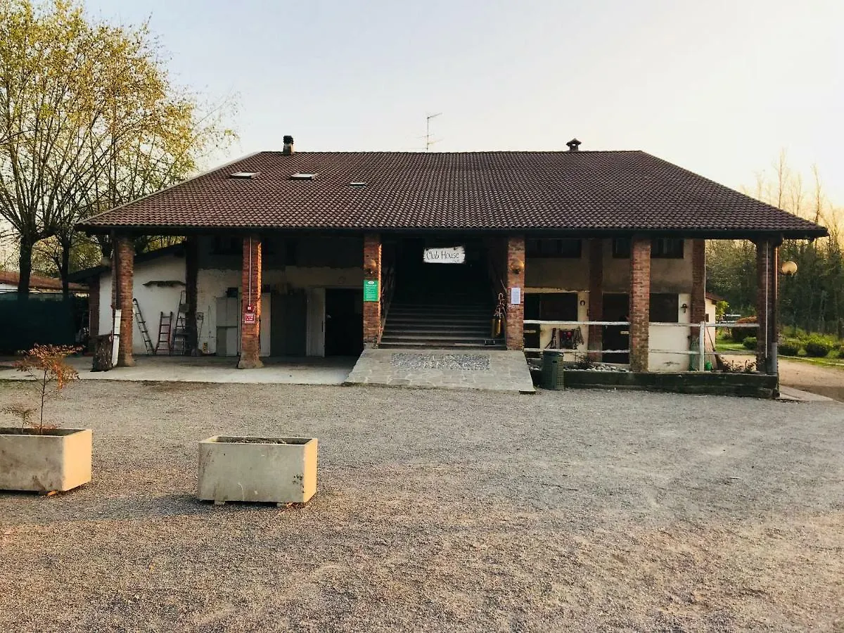 Farm stay Agriturismo La Fornace Centro Ippico Como